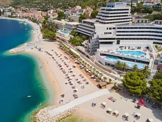 medora auri hotel beach dron.jpg